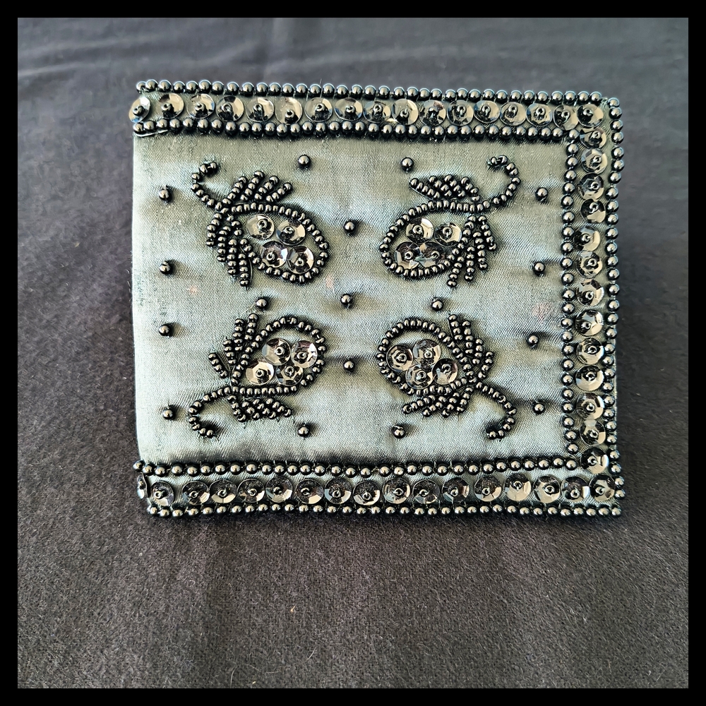 ✨ Vtg. Carousel Beaded Silk Black Wallet